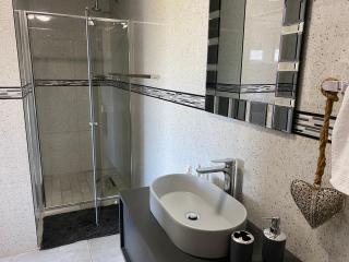 Tulip On The Bay - 2