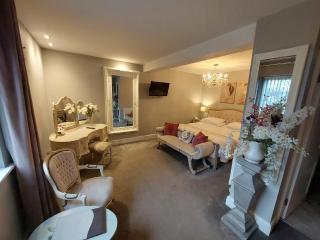 The Plough Inn & Restaurant - Congleton - 8