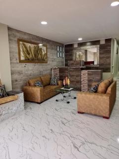 HOTEL LUXEM - Bogotá - 0