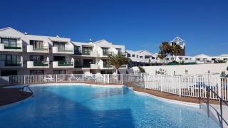 Lanzarote-Beach-Apartment, Las Cucharas Beach, Costa Teguise -- 1 MINUTE WALK FROM MAIN SQUARE, 35 METERS FROM BEACH - Costa Teguise - 9