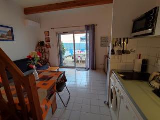 ONDINES I Très joli T2 mezzanine climatisé Richelieu Cap d'Agde - 4