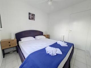 Nestor&Jeeves - VANINA - Central - Close sea - 1