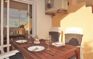2 Bedroom Awesome Apartment In Piles - Piles - 5