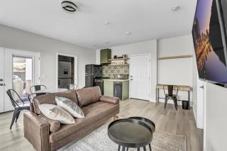 Vista 2-Bedroom Apartment - Free Wifi - Near Beach - Vista - 9