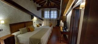 La Casona de Revolgo - Santillana del Mar - 1