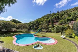 Aconchegante Sítio na Serra com piscina em Itaipava 26 hóspedes - Itaipava - 8