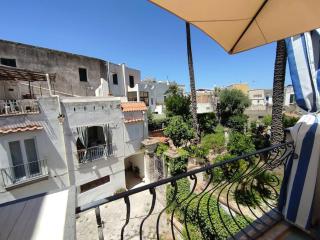 Appartamentino nel centro storico di Forio (Ischia) - Ischia - 2