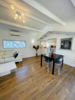 Maison + piscine à 10 min d'Aix en Pce - Meyreuil - 1