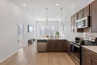 Luxurious 1-Bedroom Fishers - Fishers - 3