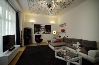Phoenix Apartment - 0