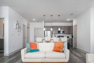 Your Lovely 2BD Whitestown - 5