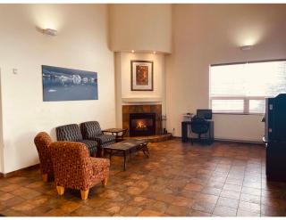Aurora Park Inn & Suites - Dawson Creek - 2