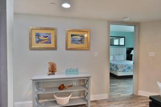 Gorgeous Ocean Front Condo 2bd 2 full baths, 2 balconies - 4