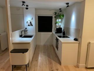 Familiewoning met jacuzzi nabij bij strand, 10 pers - 9