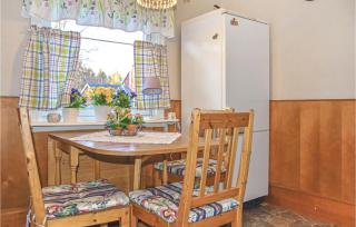 Awesome Home In Bullaren With Wifi - Bullaren - 5