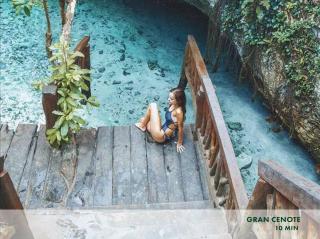 Luxurious Villa, 5 Bedroom Private Pool & Concierge Service - 3