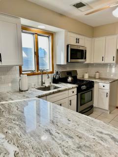 Shore house on Pelican Island! - 6