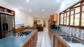 The Manor House, Magnetic Island - Horseshoe Bay - 7
