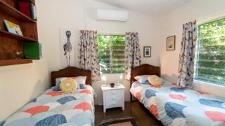 The Butterfly House, Beautiful Home Near The Beach - Horseshoe Bay - 2