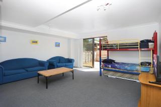 Resort Style Holiday - Hawks Nest - 2
