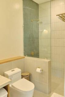 Alesea Baroro, La Union, Private Modern Villa with Pool, Jacuzzi, Beachfront View - Balio - 6