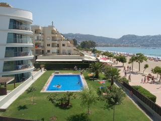 Apartamento en Roses: Primera Línea de Mar, Piscina, Aire Acondicionado, Parking - ES-228-87 - Roses - 0