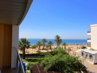 Apartamento en Roses: Primera Línea de Mar, Piscina, Aire Acondicionado, Parking - ES-228-87 - Roses - 3