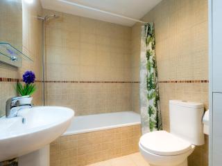 Apartamento con Piscina y Parking en Santa Margarita, Roses - Ideal Familias - ES-228-95 - Roses - 1