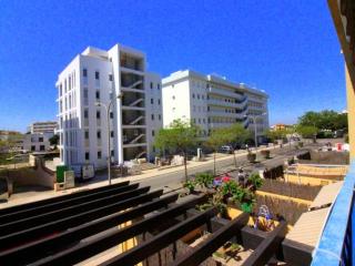 Luminoso apartamento con piscina, terraza y parking, cerca de la playa en Santa Margarida - ES-228-125 - Roses - 4