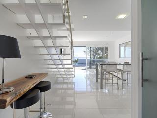 MYFENOLLEDA B - Preciosa casa en Grifeu con piscina compartida y parking - ES-228-126 - Llança - 2