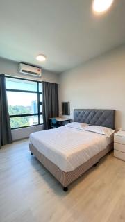 Jesselton quay citypad city and sea view by borneo sunset - Kota Kinabalu - 6