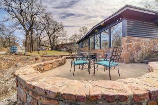 Lake Hudson Home with Patio in Locust Grove - 8