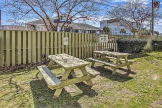 Cozy Carolina Beach Condo with Ocean Views! - Carolina Beach - 9