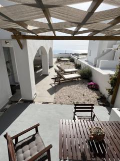The Vine Suites - Vourvoulos - 9