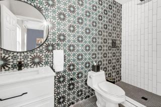 Single Bedroom - Queen Size. Heart of Downtown Vista - 7