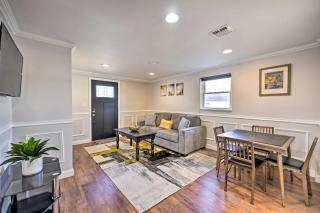 Bay Shore Vacation Rental ~ 7 Mi to the Beach - 7