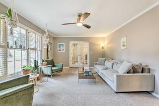 Spacious Stone Mountain Home with Fire Pit - 9