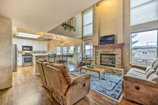 Spacious Family Home Near Air Force Academy - 8