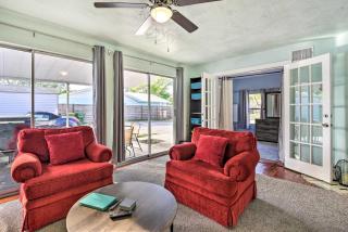 Centrally Located Home - 7 Miles to Siesta Key! - 5