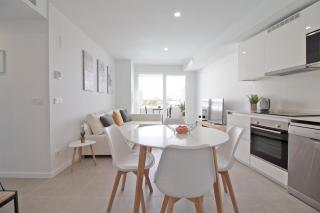 Global Properties, Apartamento con terraza y vistas a la piscina en Gran Canet - Canet d'en Berenguer - 1