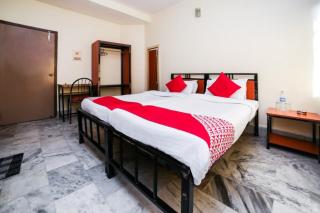 Uttam Guest House - Guwahati - 8