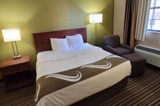 Quality Inn & Suites Columbia I-70 - Columbia - 3