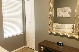 Heart of Historic Downtown Vista Home. Walk everywhere - 2