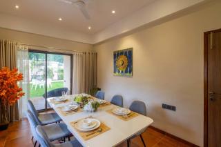 StayVista's Stars & Boulevards with Kids Zone, Gazebo Lawn, Stargazing Glass Ceiling, Indoor Activities - Mahabaleshwar - 5