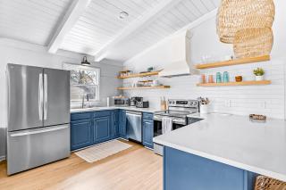 Golden Oasis - Oak Island - 7