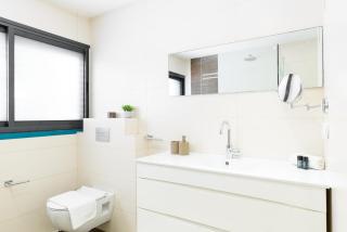 Fresh Design 2BR in City Center by FeelHome - Tel Aviv - 7