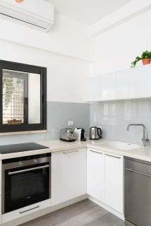 Fresh Design 2BR in City Center by FeelHome - Tel Aviv - 1