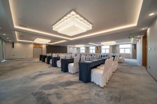 Holiday Inn Express Zhengzhou Guancheng by IHG - 1