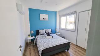 Modern Retreat: 2br Stylish Apt with Comfy Rooms! Smart TV with 200MBPS Internet - Larnaca - 5
