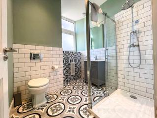 Beautiful 2BR, Private Entry in Vibrant Leith - Edinburgh - 1